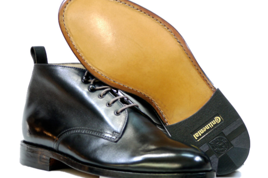 SCHUHREPARATUR – Rahmengenähte Schuhe komplette Sohle