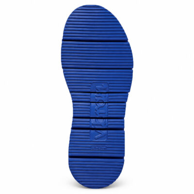 Blaue Vibram-Gloxi-Cut-Sohle mit Querprofil und tiefen Flexkerben